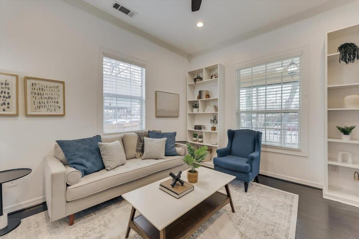 Newly Renovated Bishop Arts Holiday home *